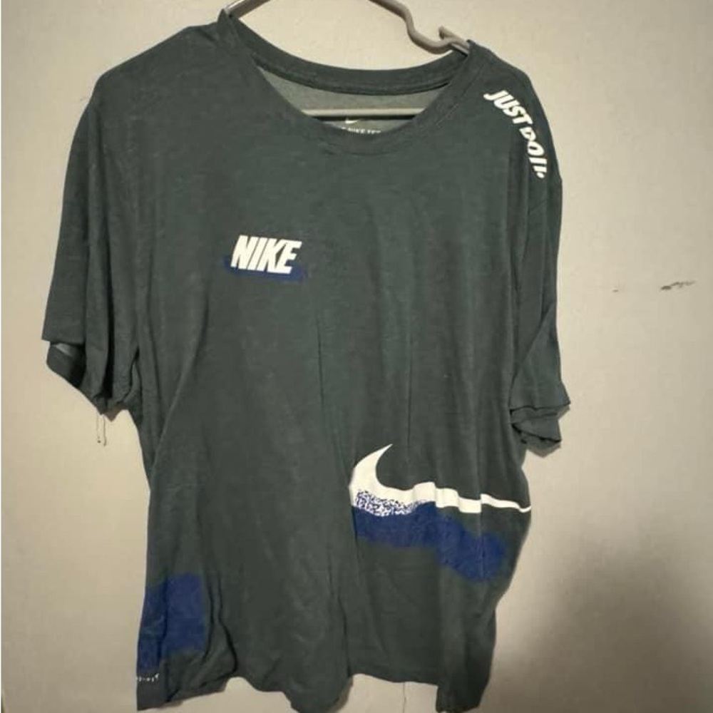 Nike xl Tshirt